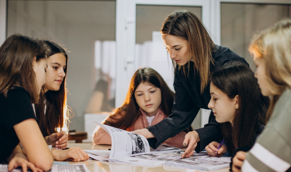 Model przeciwdziałania samobójstwom w Bielanach: zintegrowana strategia edukacyjna