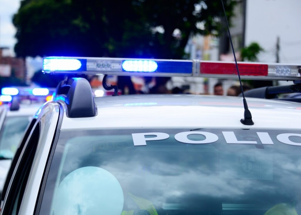Policja z Bielan zatrzymała dwóch Armenów za przemyt papierosów o wartości 30 tysięcy złotych