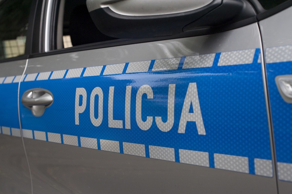 Policyjne wsparcie dla pikniku osiedlowego na terenach Osiedla Piaski