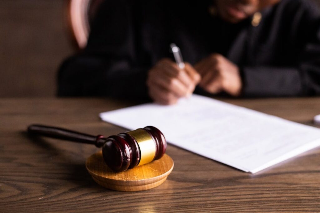 17-letni mężczyzna zatrzymany na Bielanach za posiadanie narkotyków