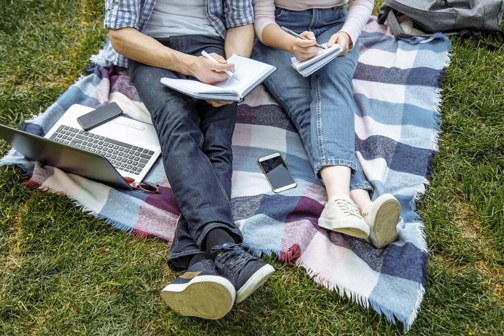 Narkotyki w edukacji: bielańska policja uczy nauczycieli o zagrożeniach