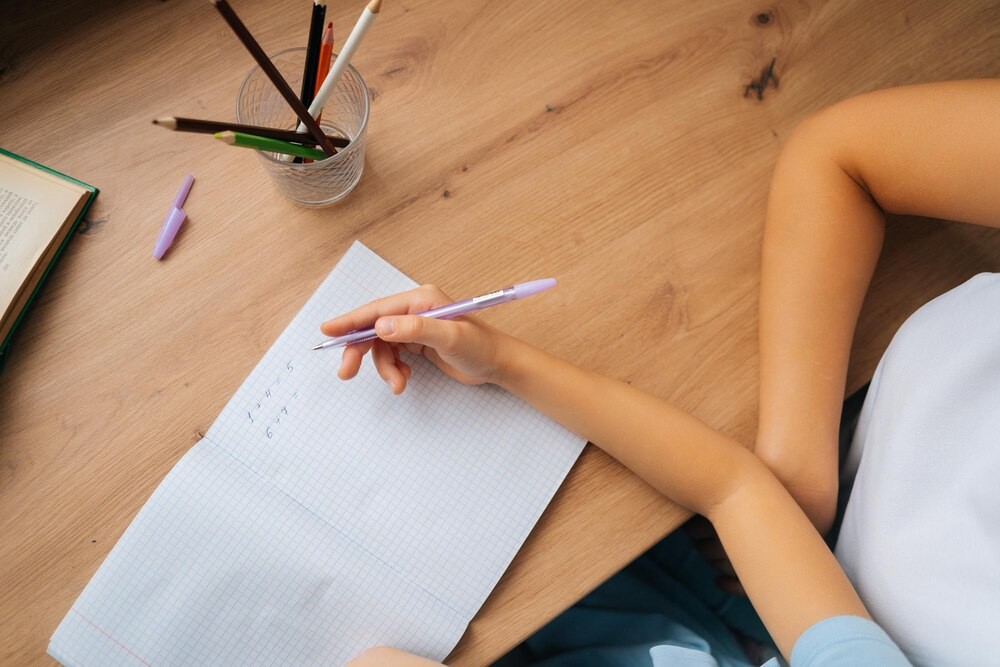 Bezpieczne dzieci w ruchu i w sieci – edukacja w podstawówce